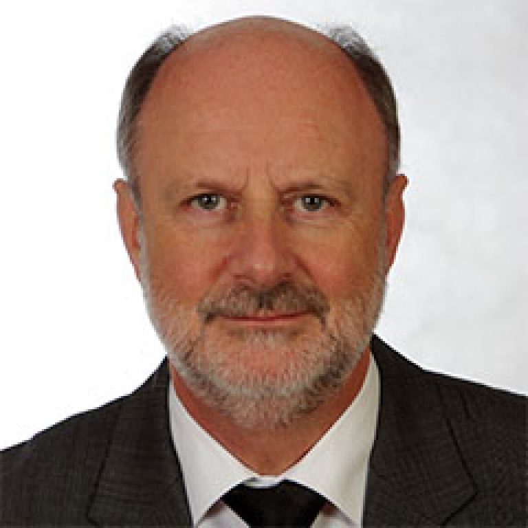 Jürgen Banschbach, Katholischer Pfarrer
